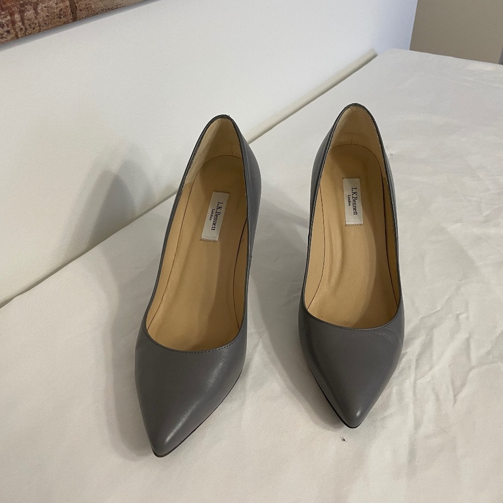 LK Bennett Floret Pump - Grey- size 6.5 (37)